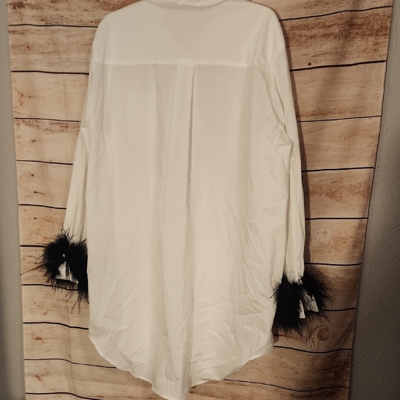 Fashion Nova White Blouse with Black Accents - Picture 6 of 8